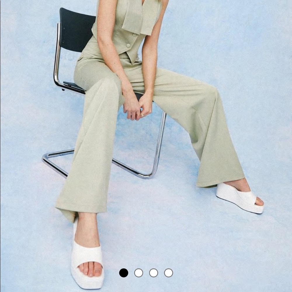 NastyGal - High Waisted Wide Leg Pants ( US 8 )